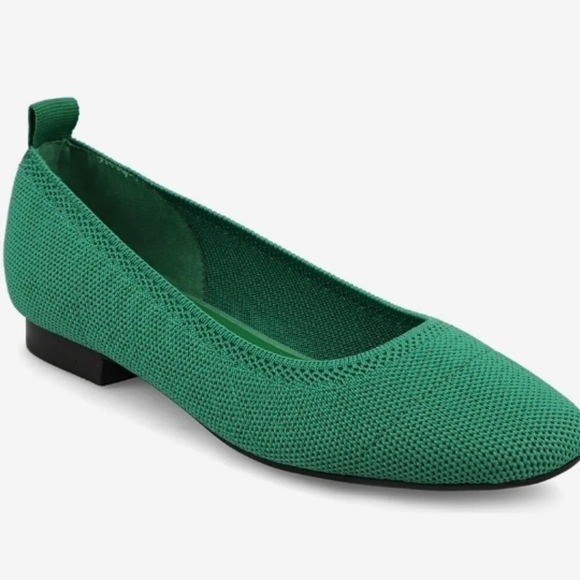 🔹️MIA 🔹️green Rasia  Woven Flats - Picture 1 of 6